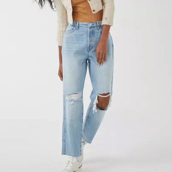 🖤 Urban Outfitters BDG High-Waisted Slim Straight Jean🖤 - Picture 1 of 8